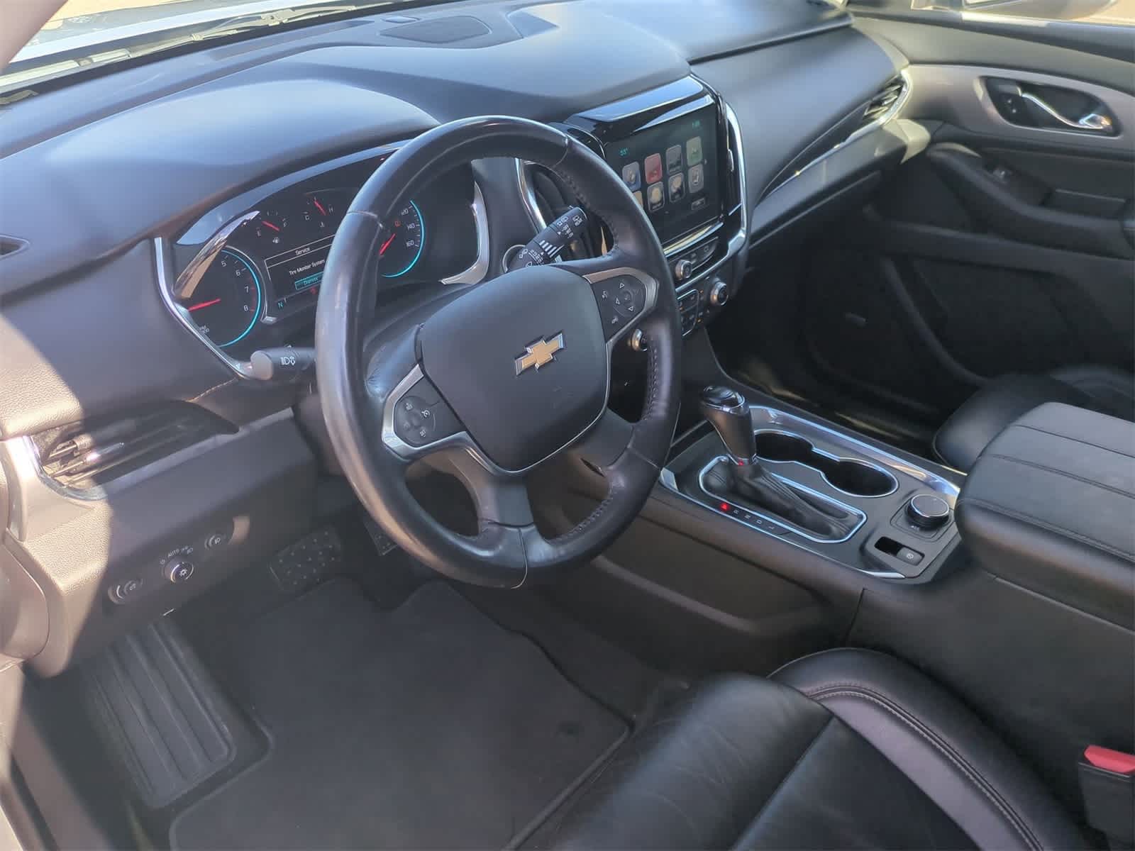 Thumbnail: 2018 Chevrolet Traverse - 10