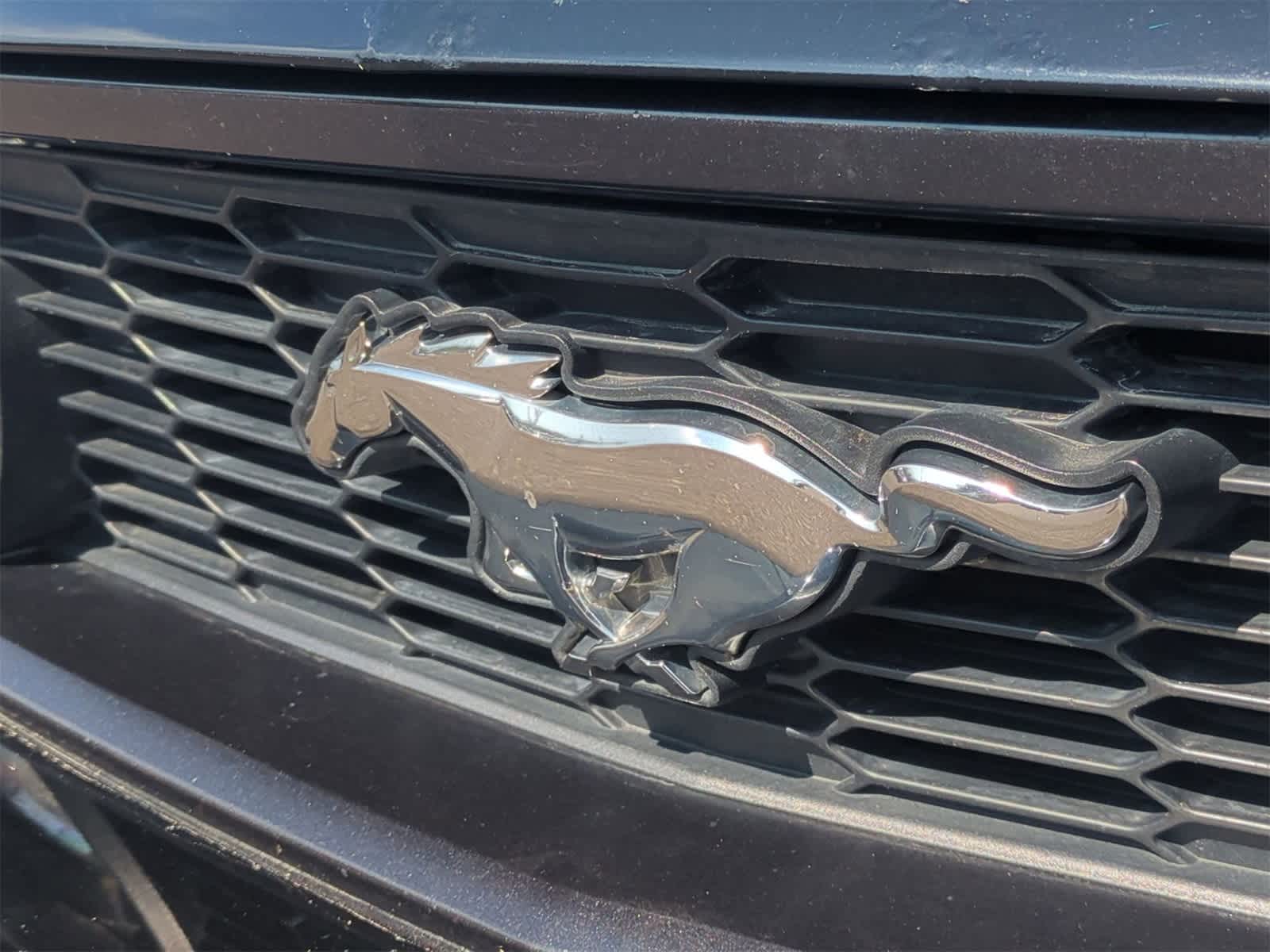 Thumbnail: 2012 Ford Mustang - 12