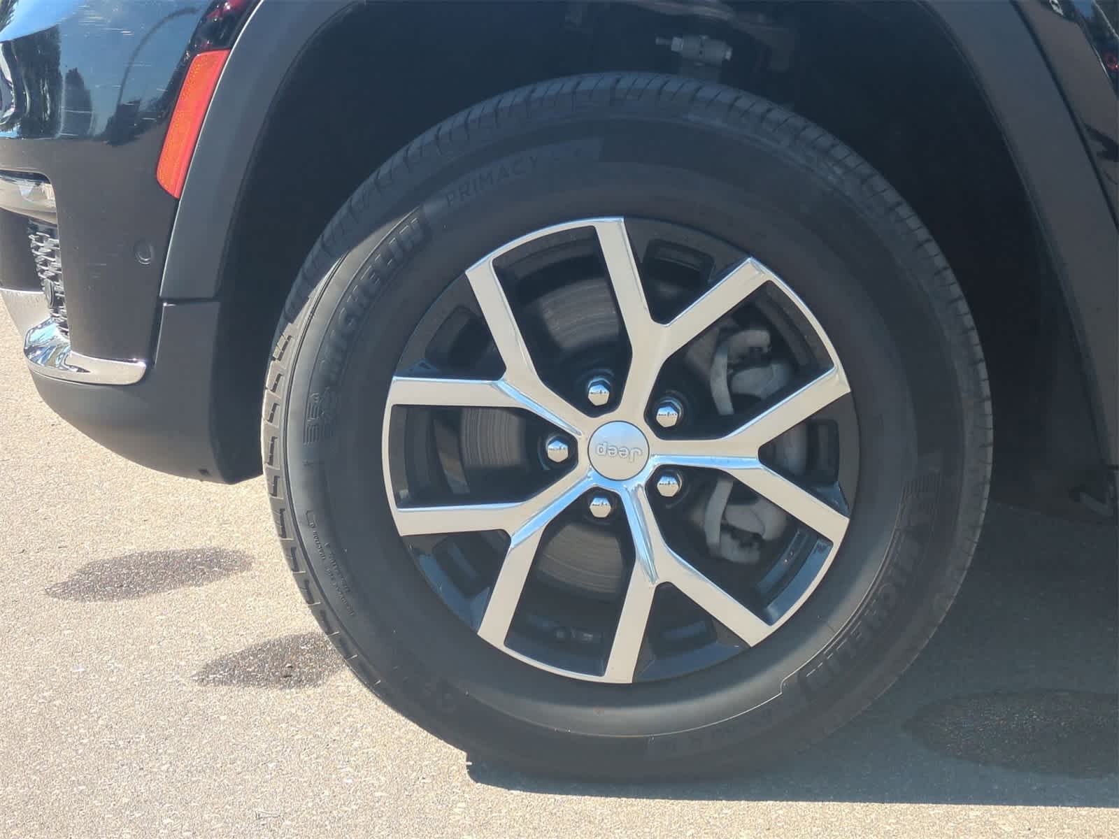 Thumbnail: 2024 Jeep Grand Cherokee L - 14