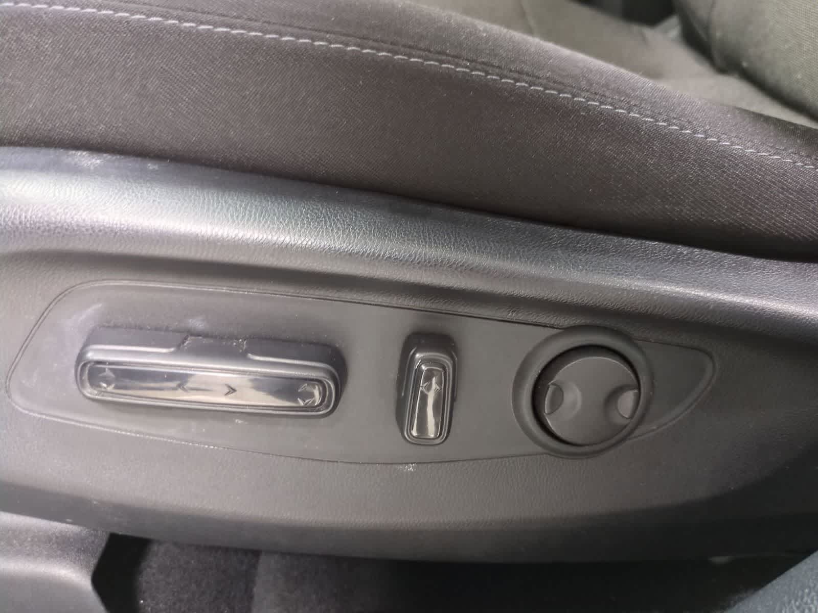 Thumbnail: 2023 Honda CR-V - 17