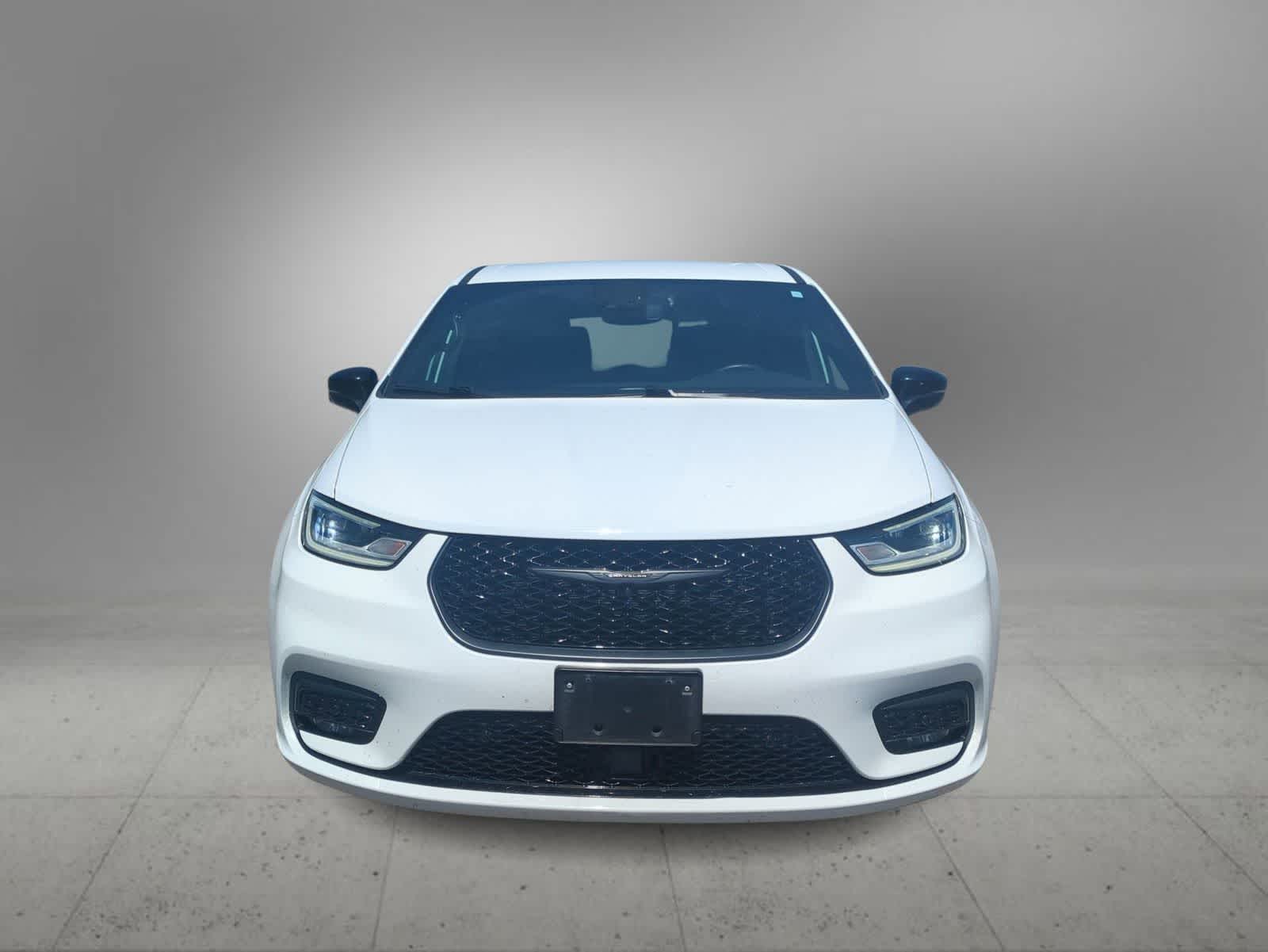 2024 Chrysler Pacifica PHEV Select - Photo 3
