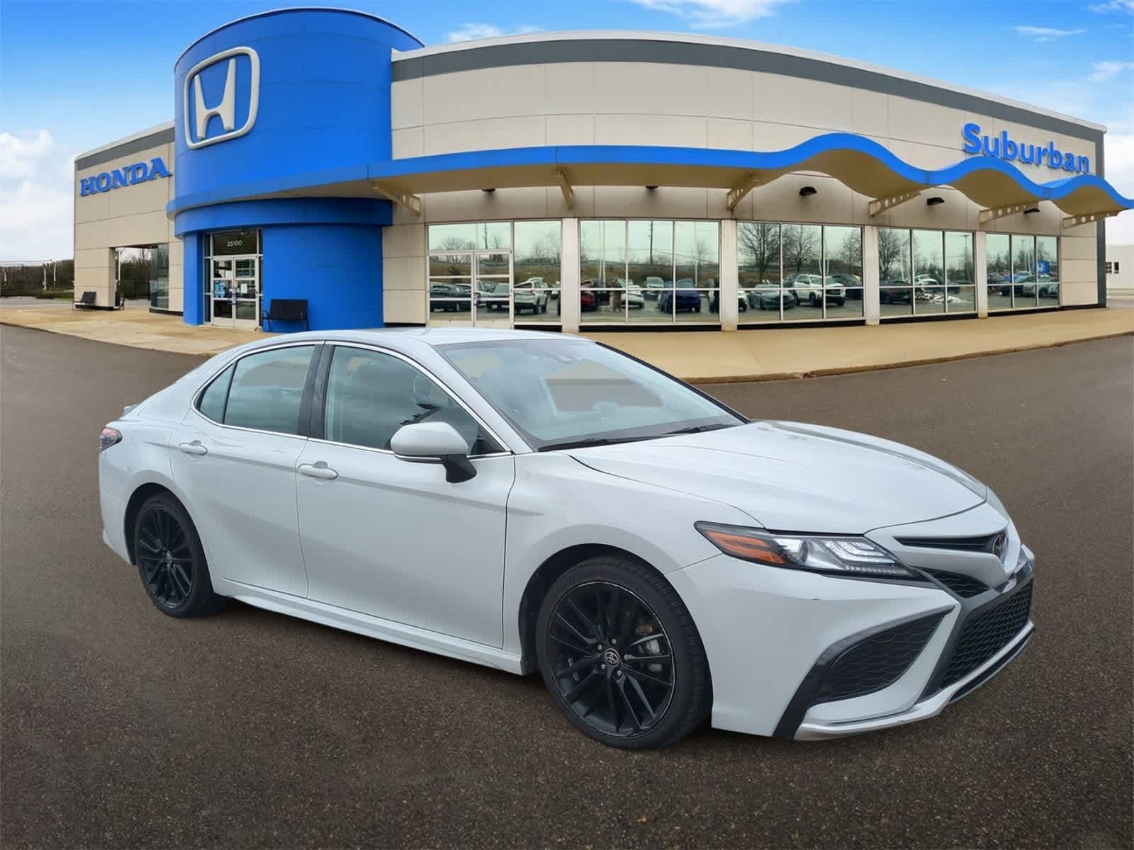 2023 Toyota Camry XSE photo 2