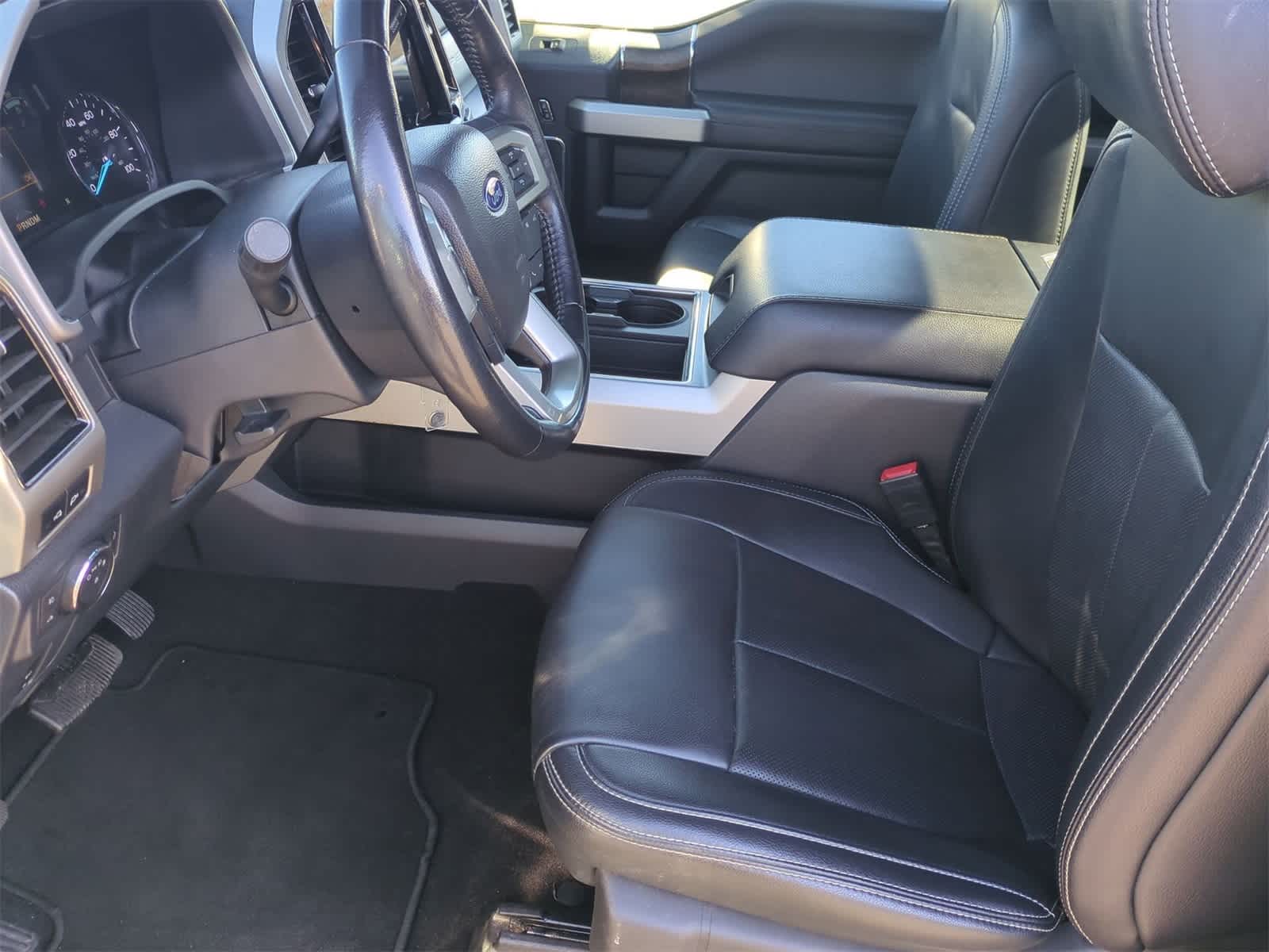 Thumbnail: 2022 Ford Econoline - 17