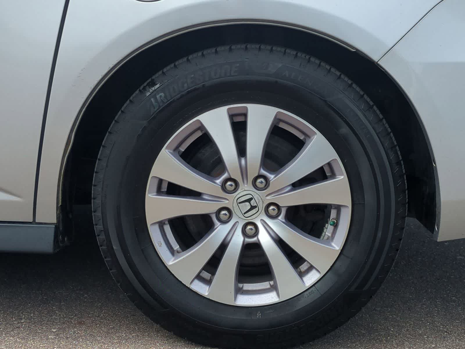 Thumbnail: 2015 Honda Odyssey - 14