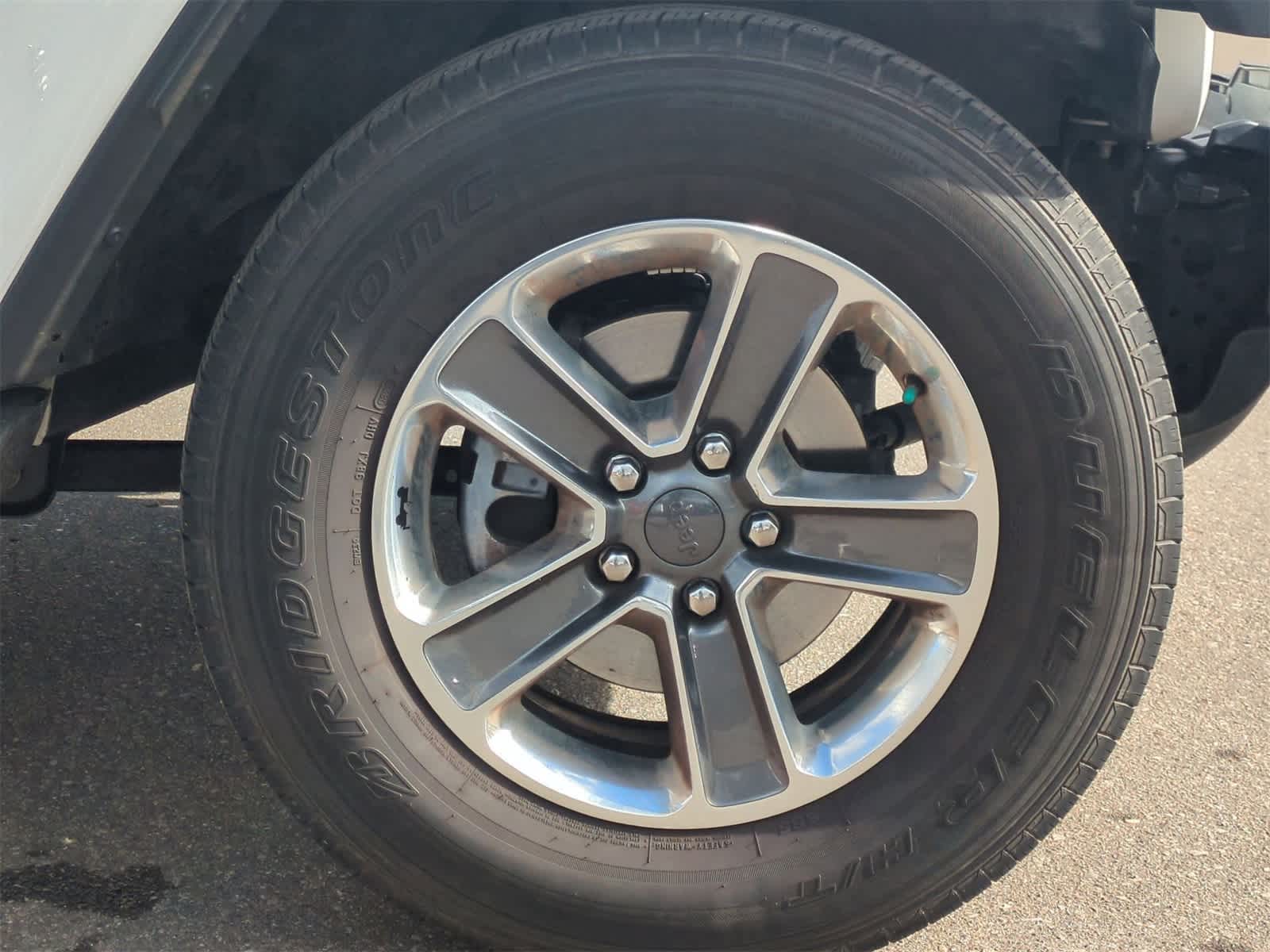 Thumbnail: 2020 Jeep Wrangler - 15