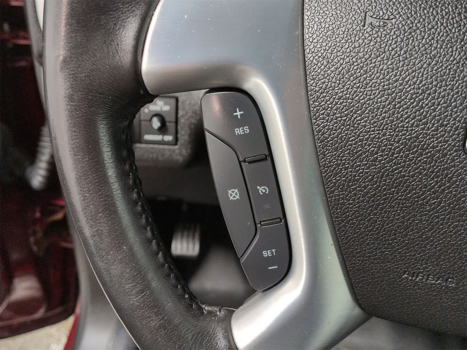 Thumbnail: 2016 GMC Acadia - 24