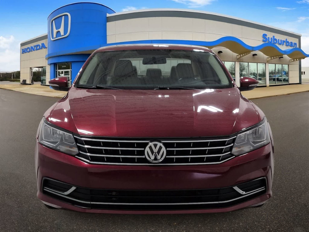 Used 2018 Volkswagen Passat 2.0T SE Sedan