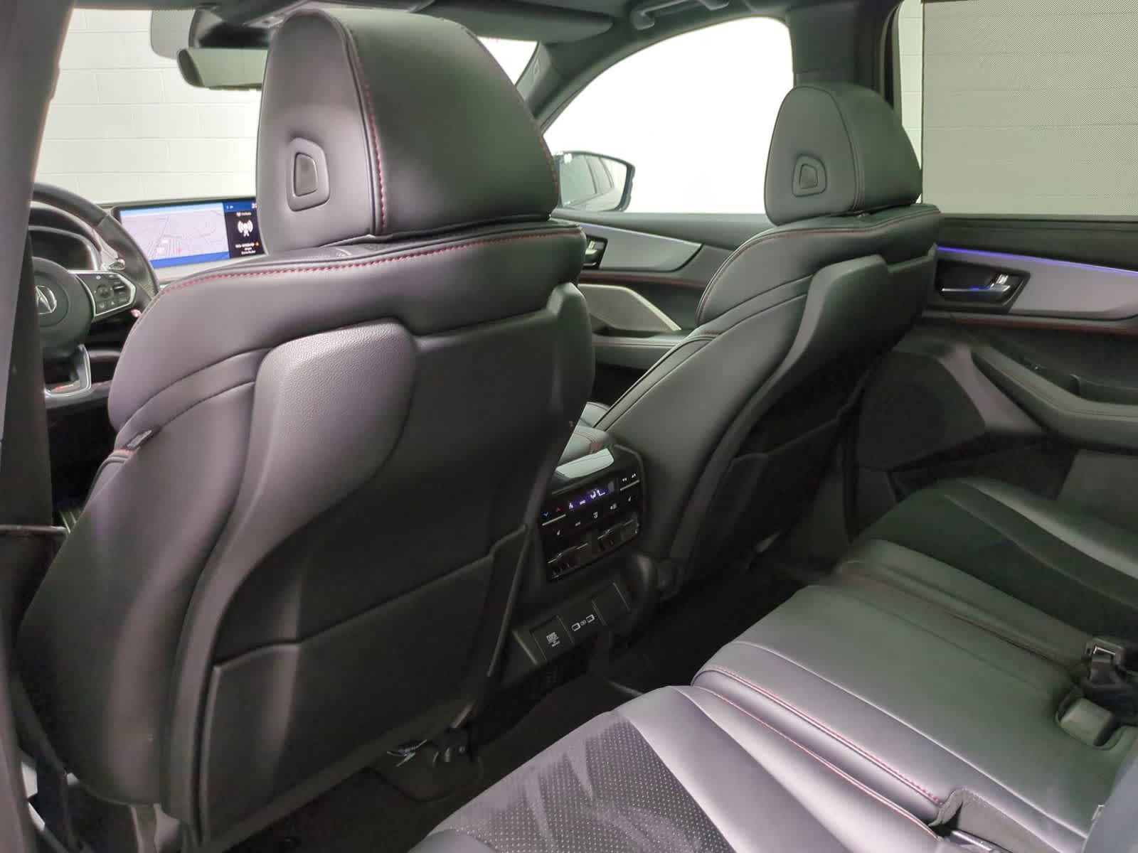 Thumbnail: 2023 Acura MDX - 18