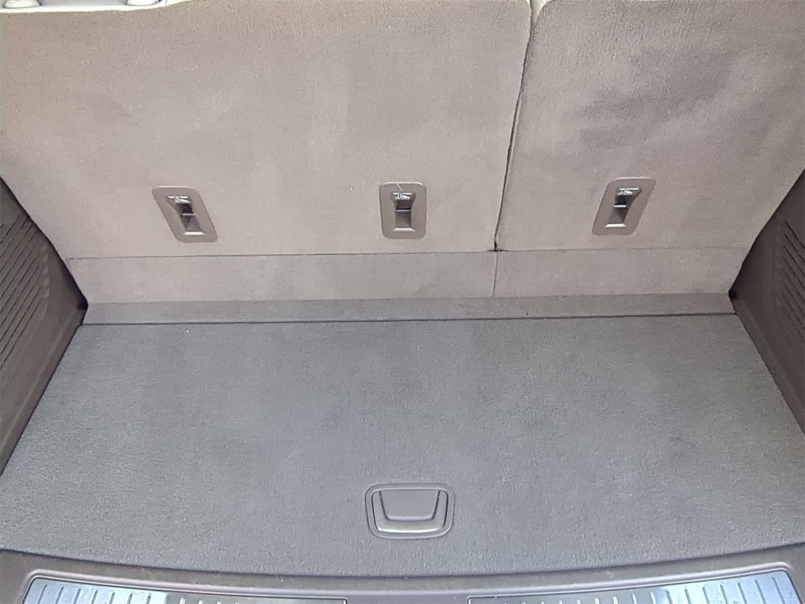 Thumbnail: 2021 GMC Yukon - 37