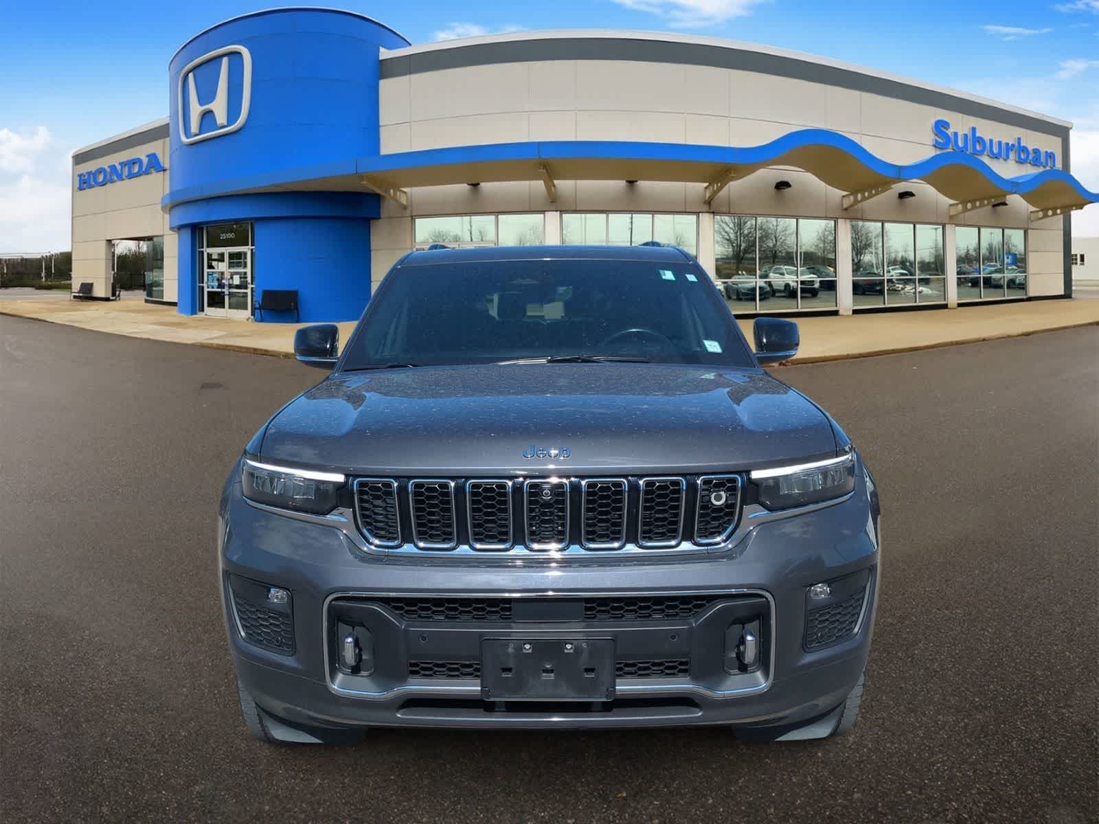 Thumbnail: 2023 Jeep Grand Cherokee L - 2