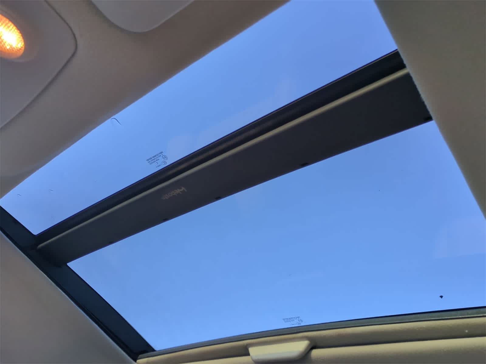 Thumbnail: 2010 Chevrolet Traverse - 20