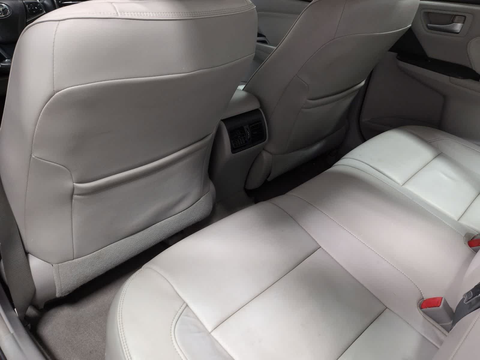 Thumbnail: 2015 Toyota Camry - 19