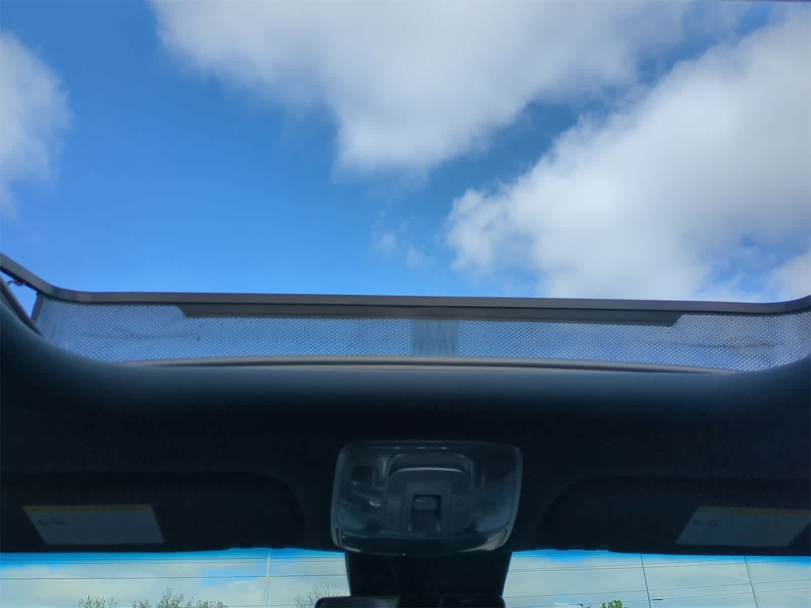 Thumbnail: 2022 Genesis GV70 - 22