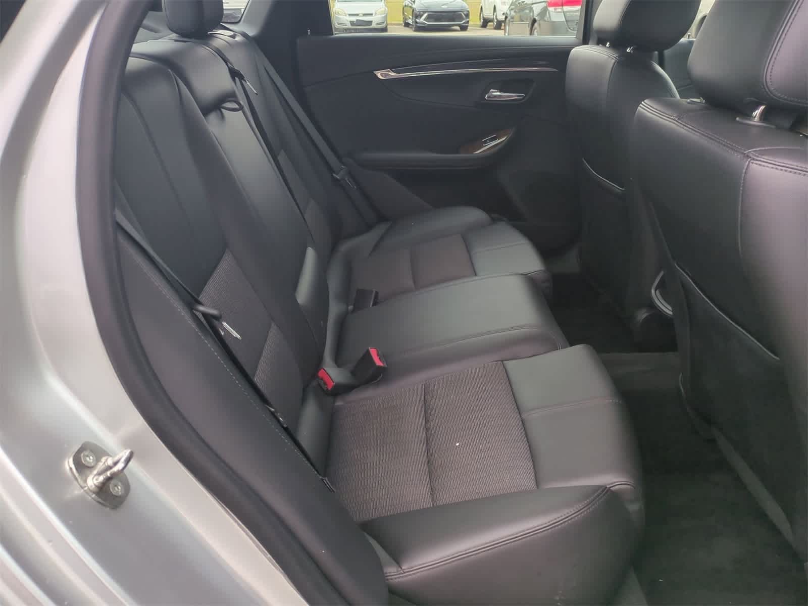 Thumbnail: 2015 Chevrolet Impala - 20