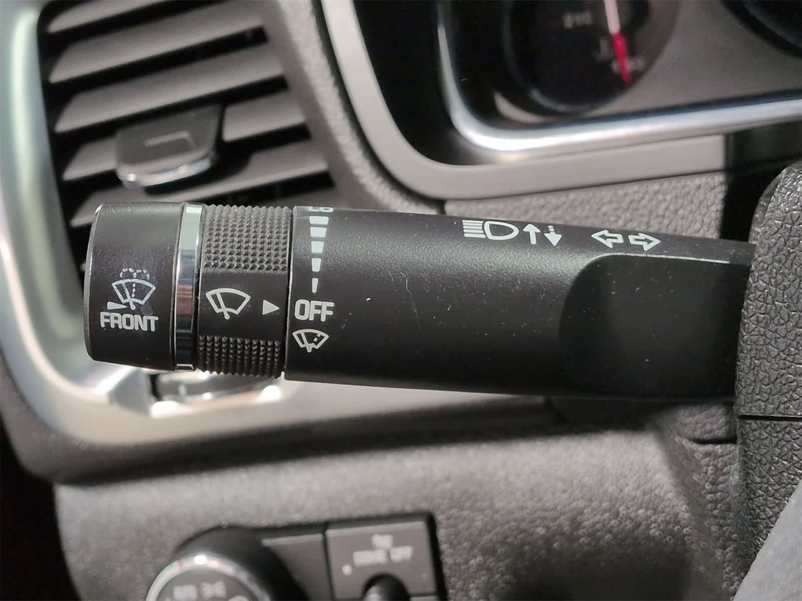 Thumbnail: 2016 GMC Acadia - 26