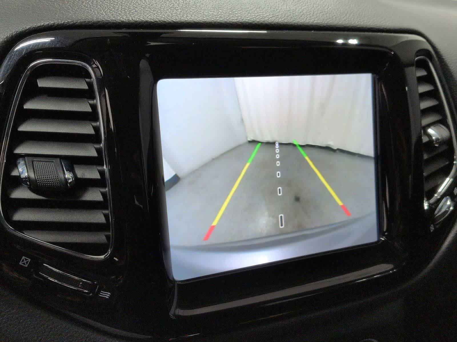 Thumbnail: 2020 Jeep Compass - 29