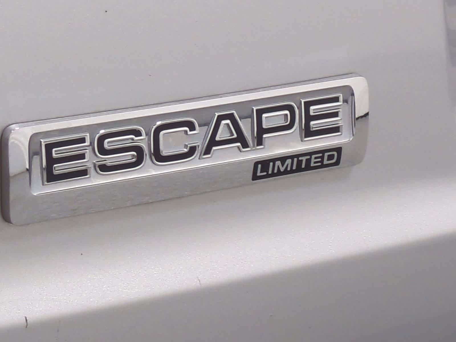 Thumbnail: 2010 Ford Escape - 13