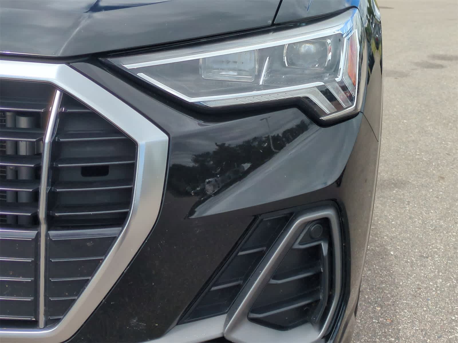 Thumbnail: 2023 Audi Q3 - 11
