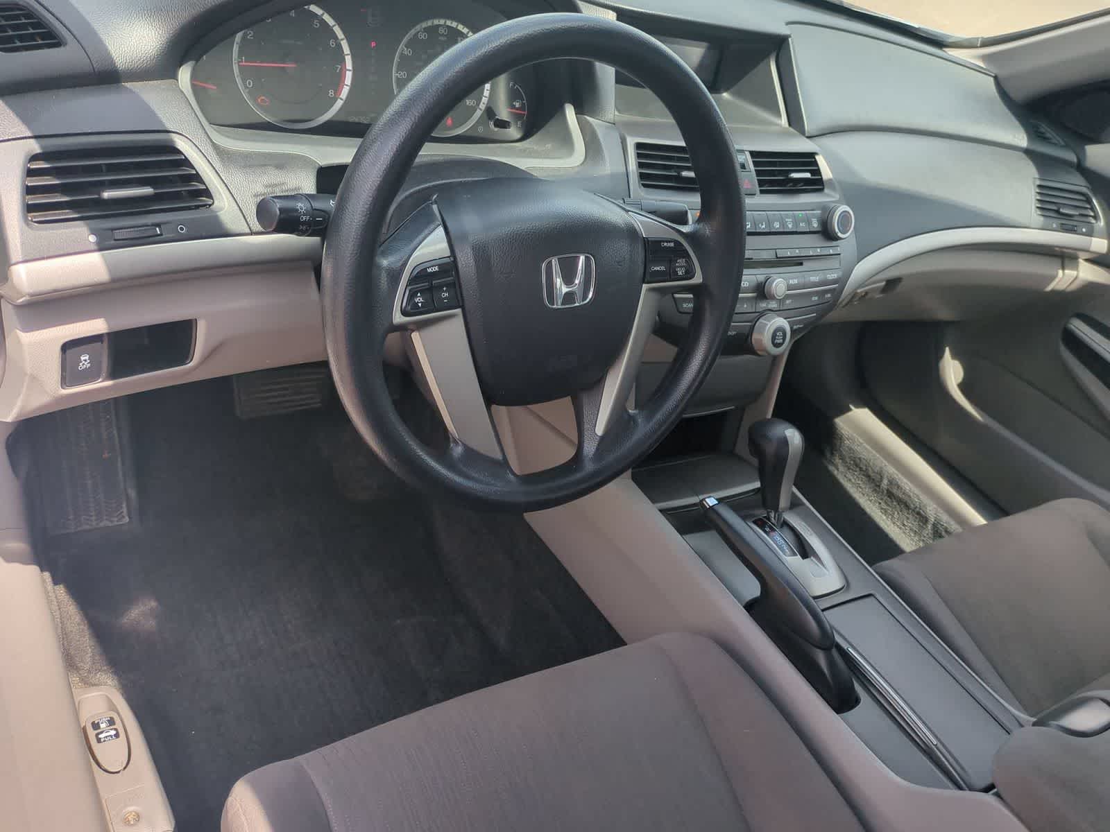 Thumbnail: 2011 Honda Accord - 10