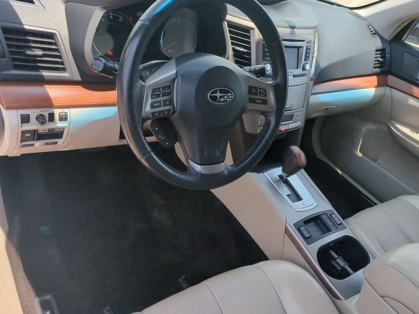 Thumbnail: 2014 Subaru Outback - 10