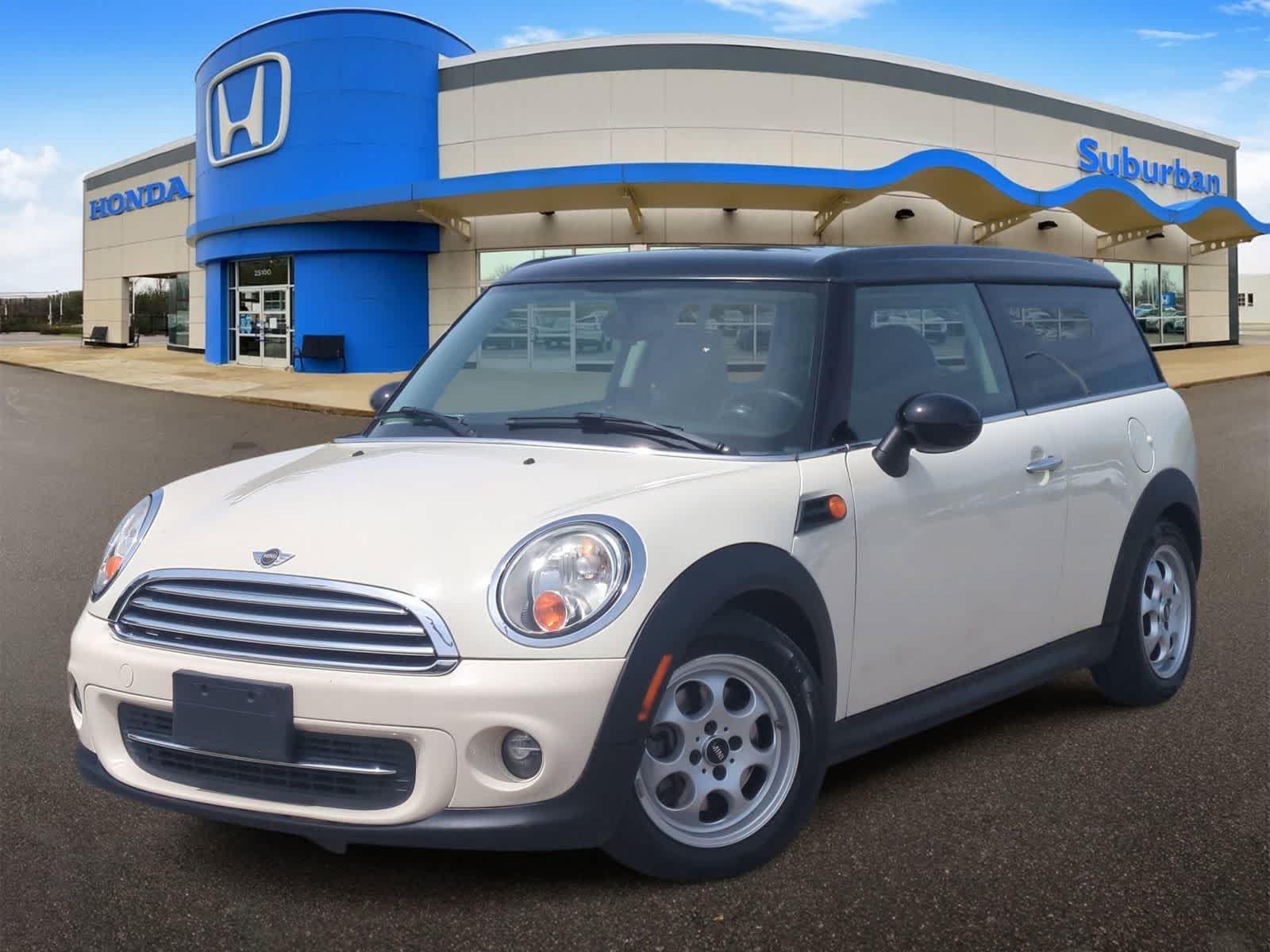 2014 MINI Cooper Clubman  -
                  Farmington Hills, MI