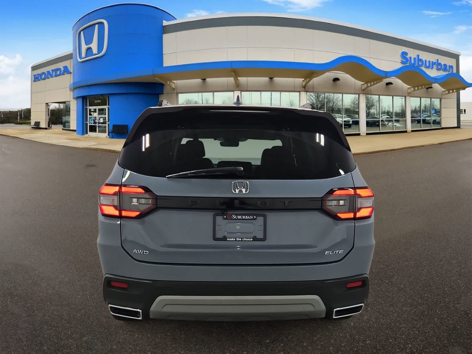 Thumbnail: 2023 Honda Pilot - 7