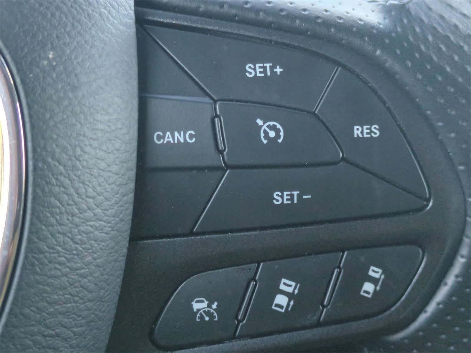 Thumbnail: 2024 Dodge Durango - 27