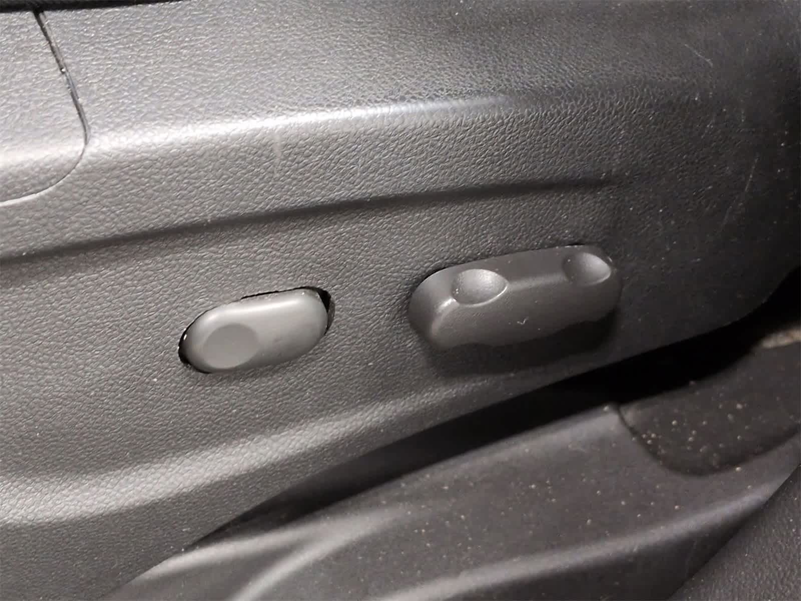 Thumbnail: 2019 Chevrolet Trax - 18