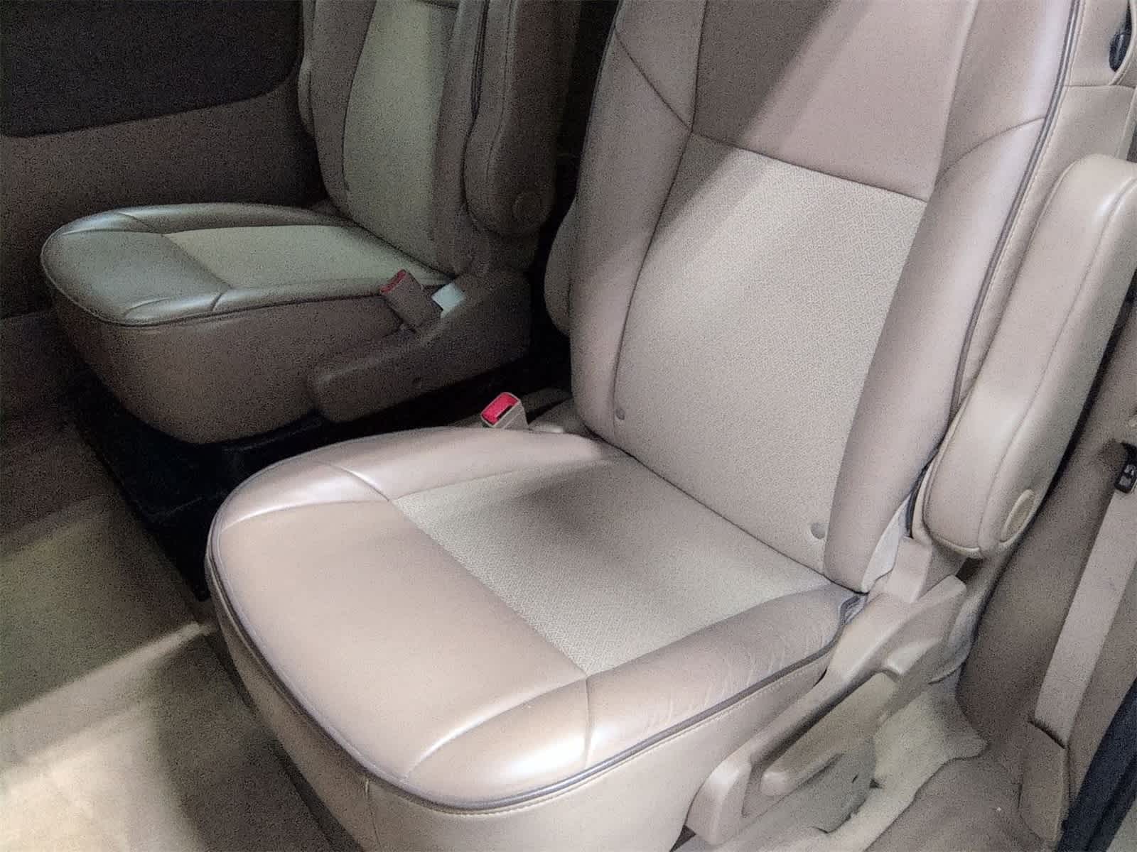 Thumbnail: 2005 Buick Terraza - 20