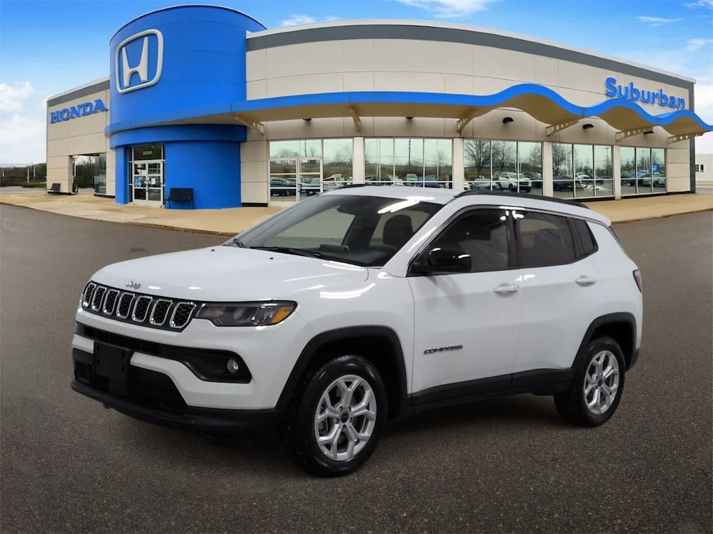 Used 2025 Jeep Compass Latitude SUV