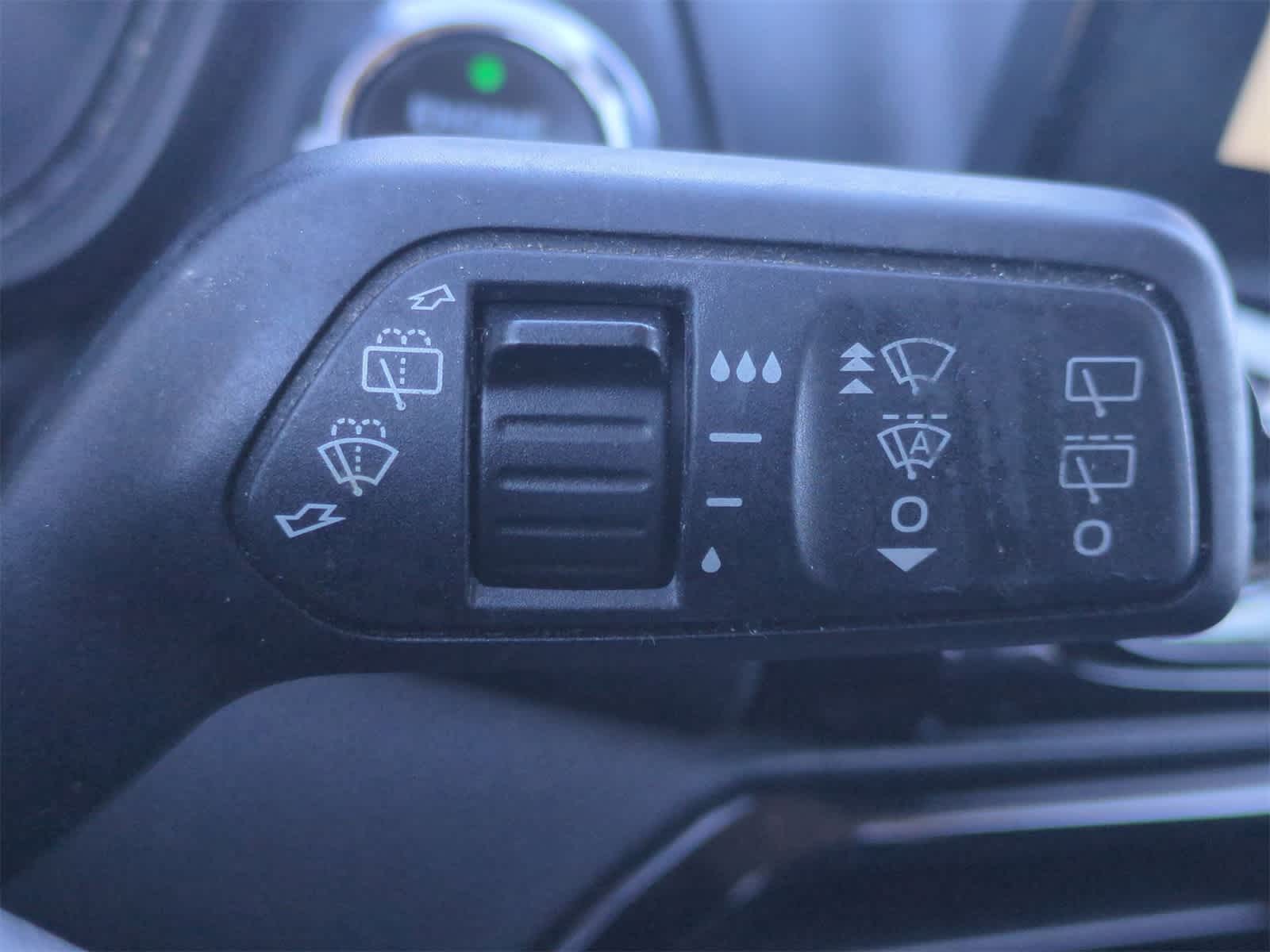 Thumbnail: 2019 Ford EcoSport - 27