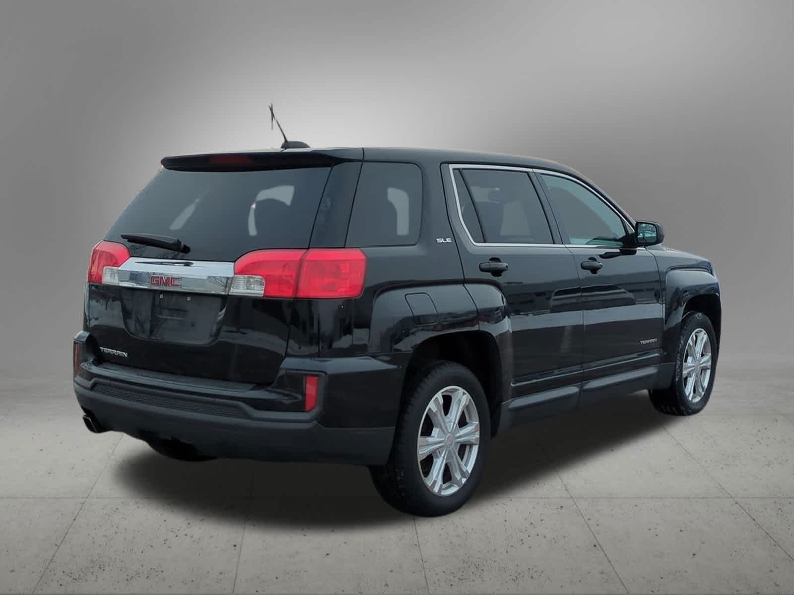 Thumbnail: 2017 GMC Terrain - 6