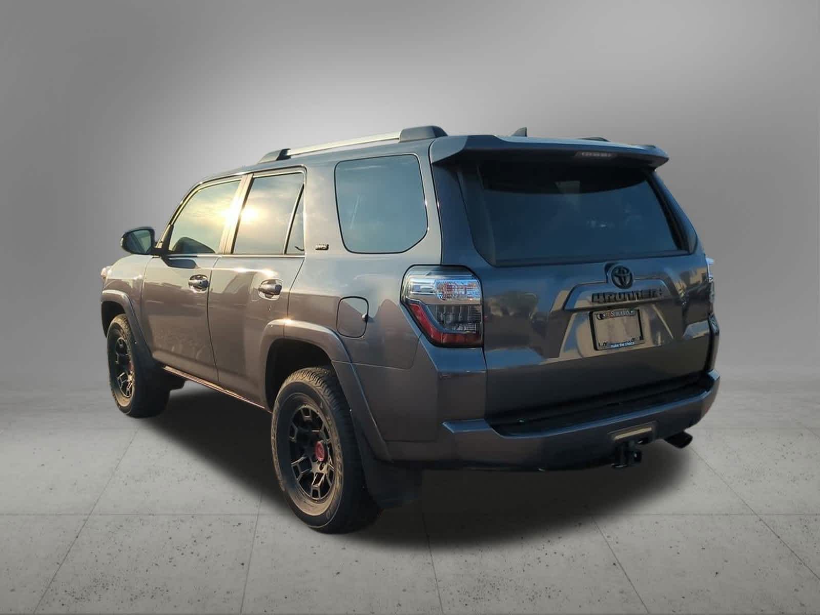 Thumbnail: 2022 Toyota 4Runner - 4