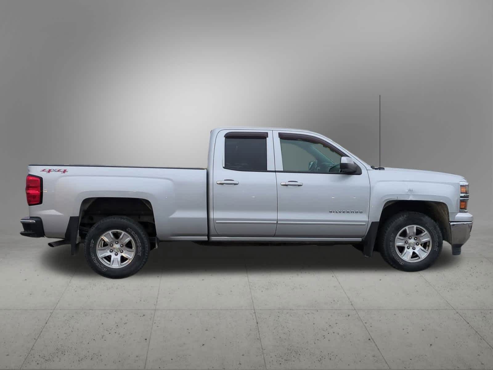 Thumbnail: 2015 Chevrolet Silverado 1500 - 7