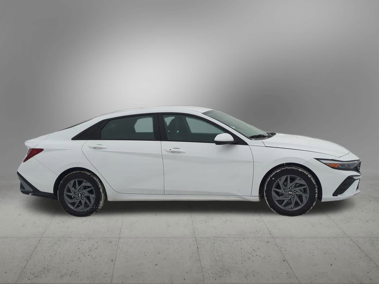 Thumbnail: 2024 Hyundai Elantra - 7