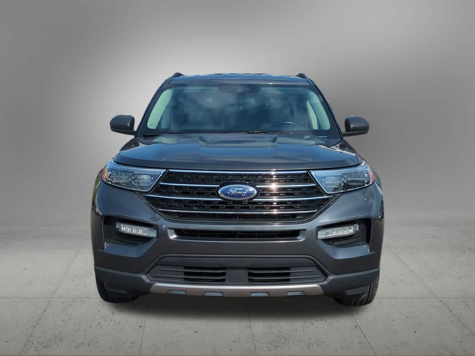 Thumbnail: 2020 Ford Explorer - 9
