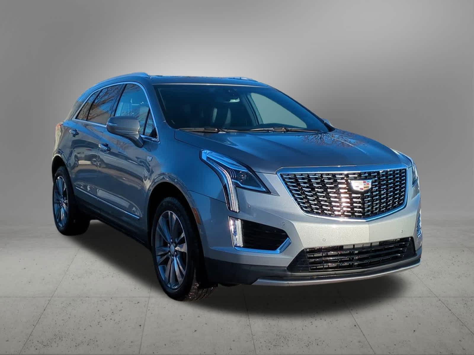 Thumbnail: 2024 Cadillac XT5 - 8
