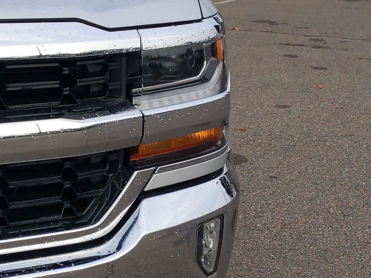 Thumbnail: 2017 Chevrolet Silverado 1500 - 10