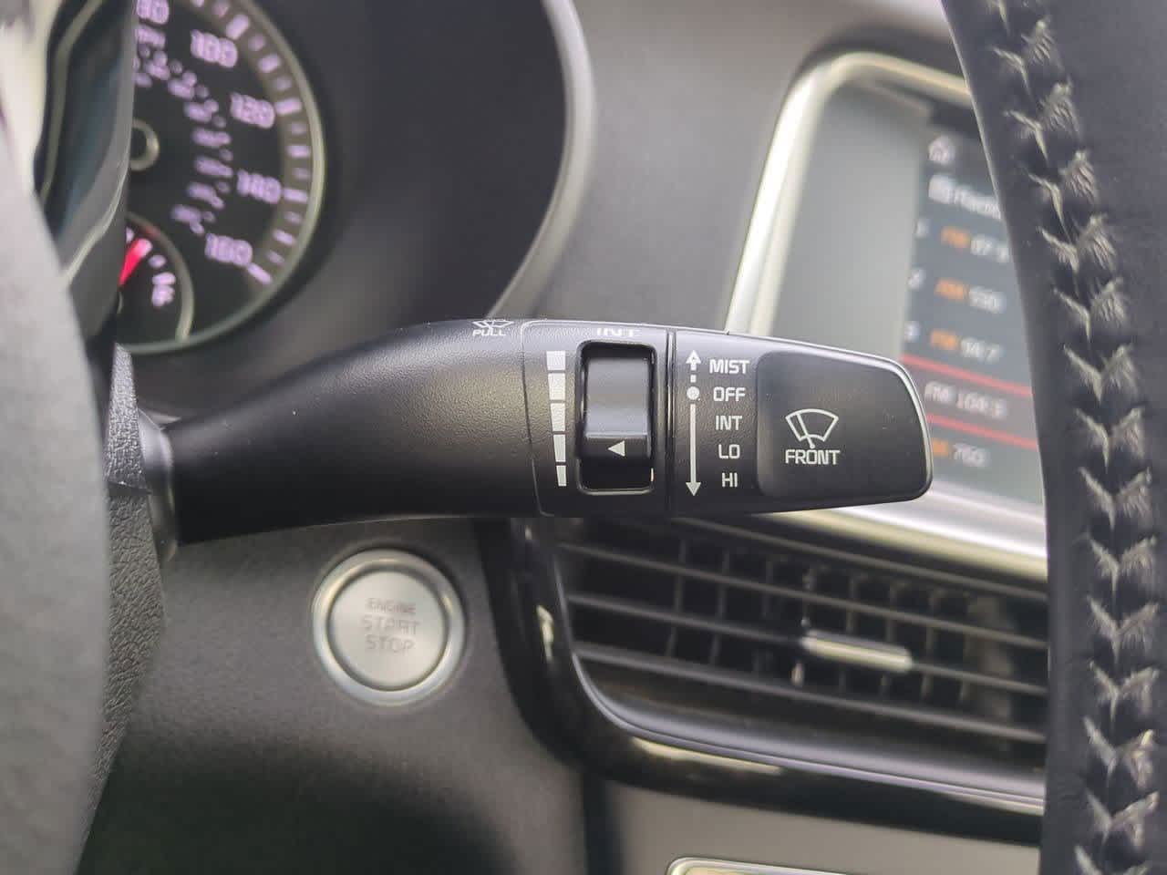 Thumbnail: 2020 Kia Optima - 24