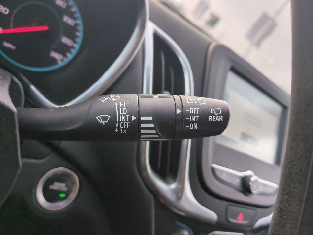 Thumbnail: 2018 Chevrolet Equinox - 24