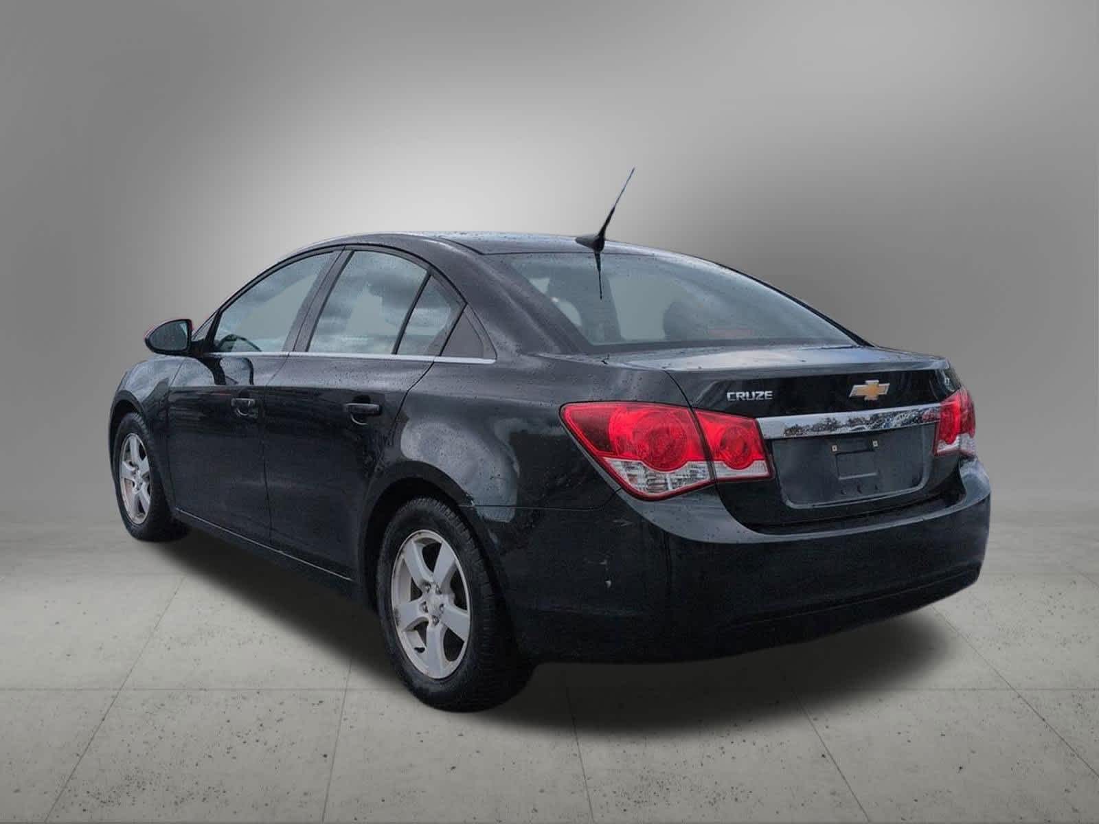 Thumbnail: 2014 Chevrolet Cruze - 4
