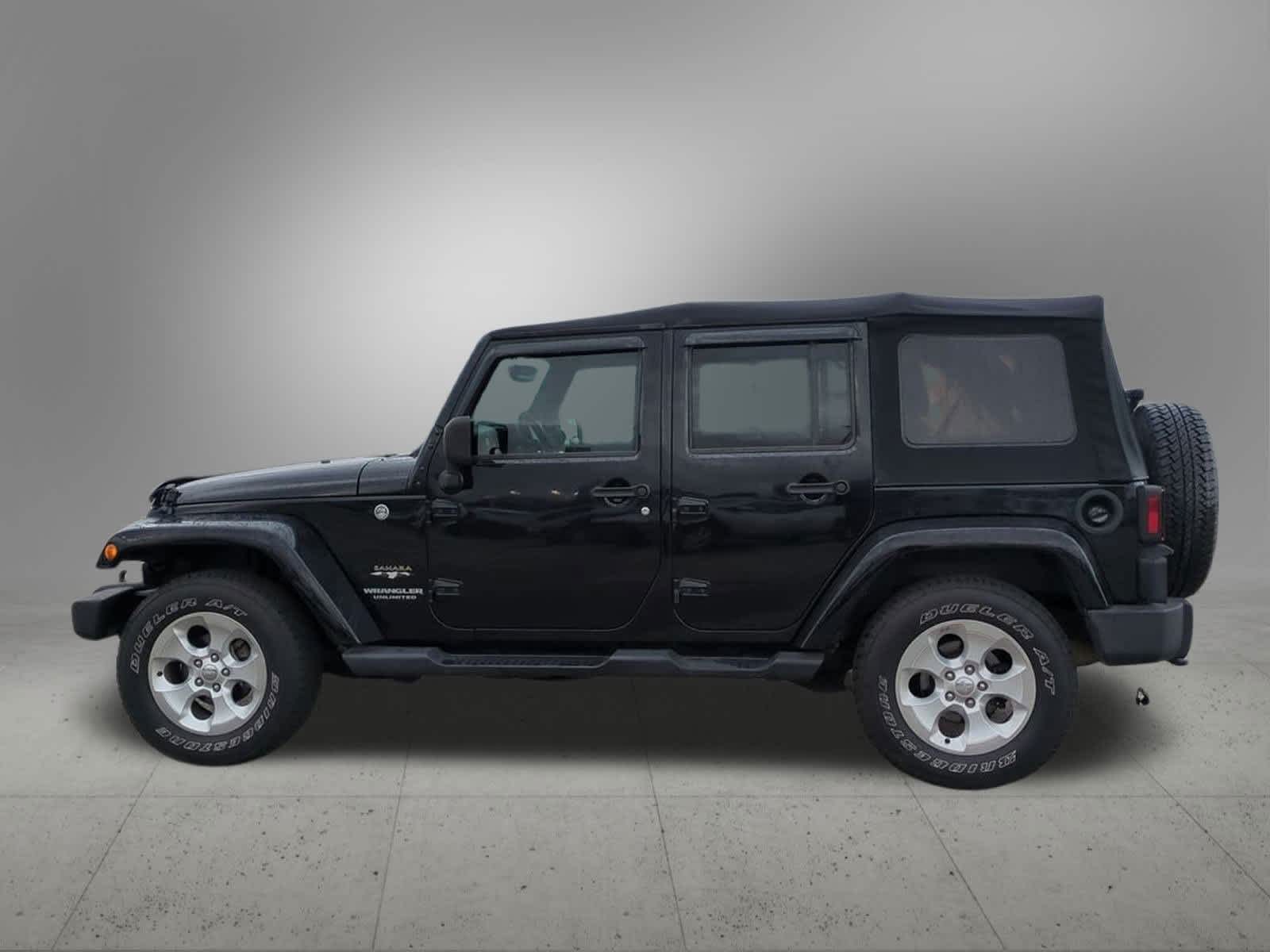 Thumbnail: 2017 Jeep Wrangler - 3