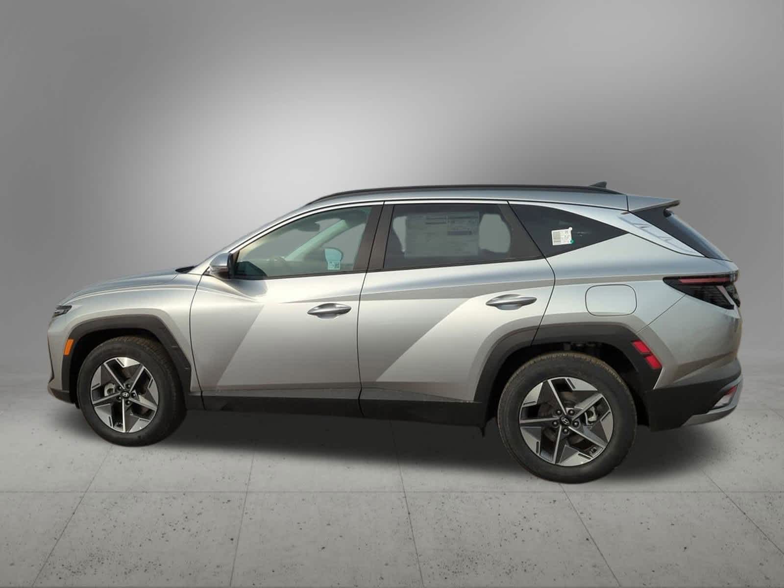 Thumbnail: 2025 Hyundai Tucson - 3