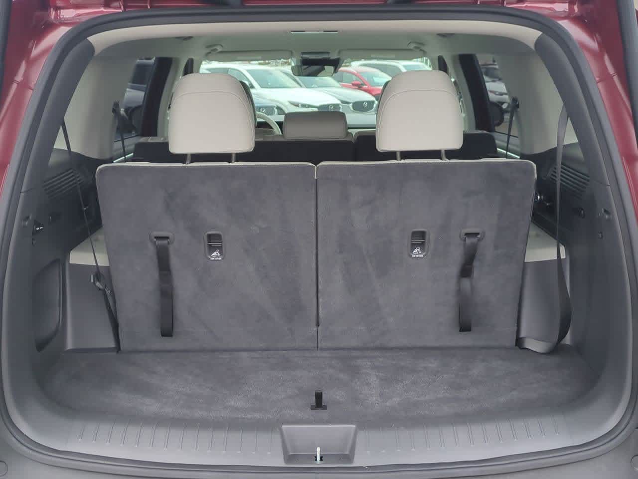 Thumbnail: 2025 Hyundai Santa Fe - 32