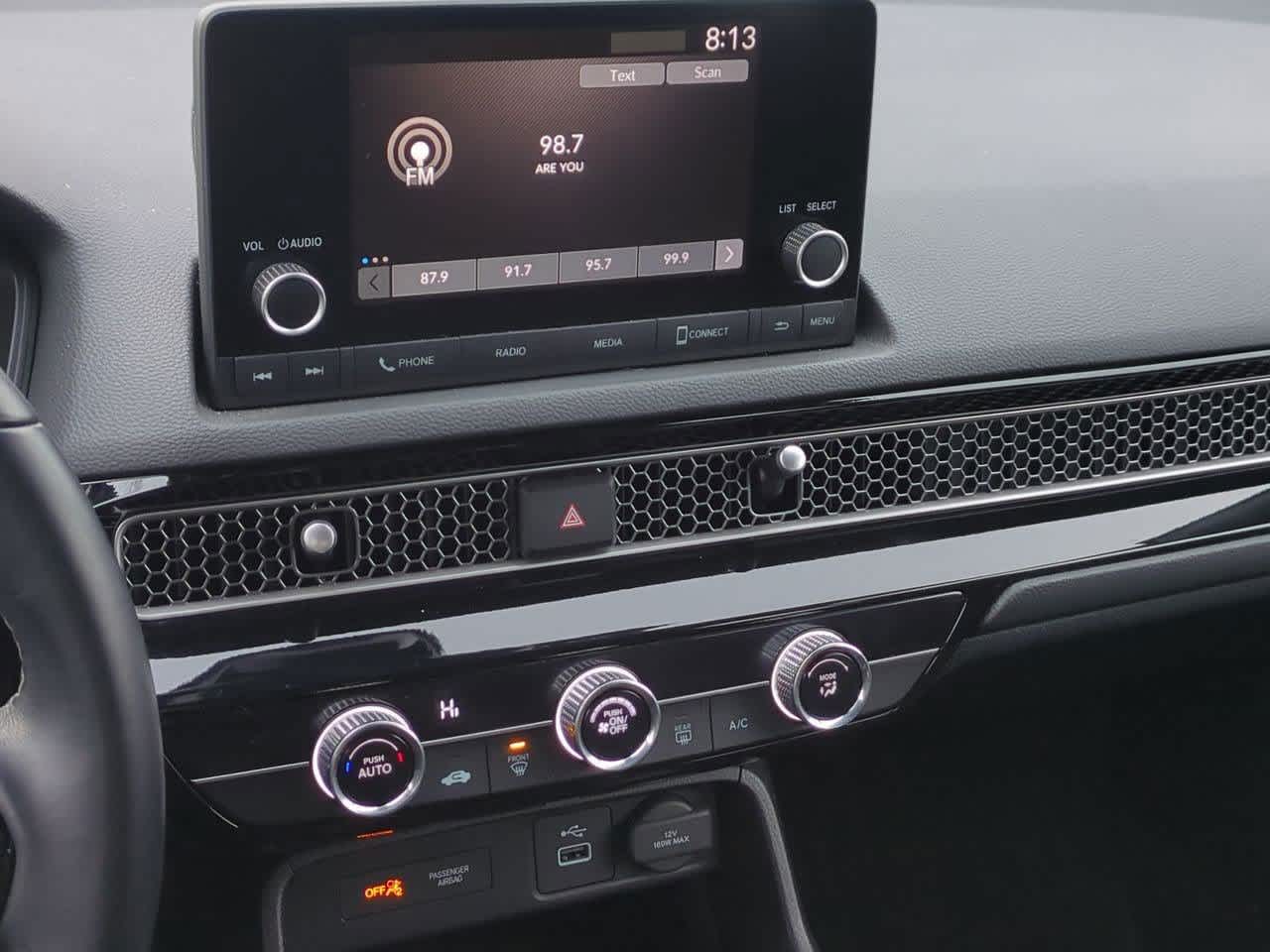 Thumbnail: 2023 Honda Civic - 26