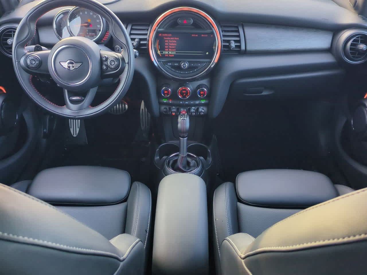 Thumbnail: 2017 MINI Cooper Hardtop - 14