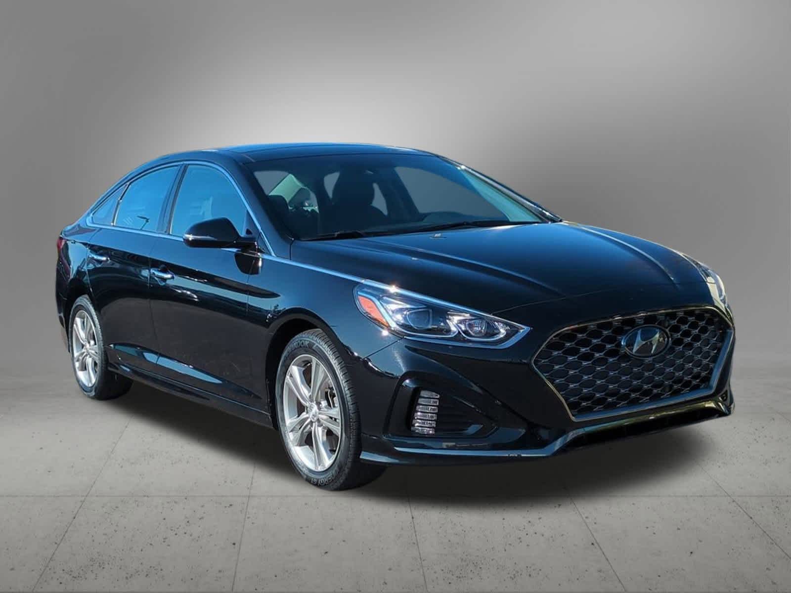 Thumbnail: 2019 Hyundai Sonata - 8