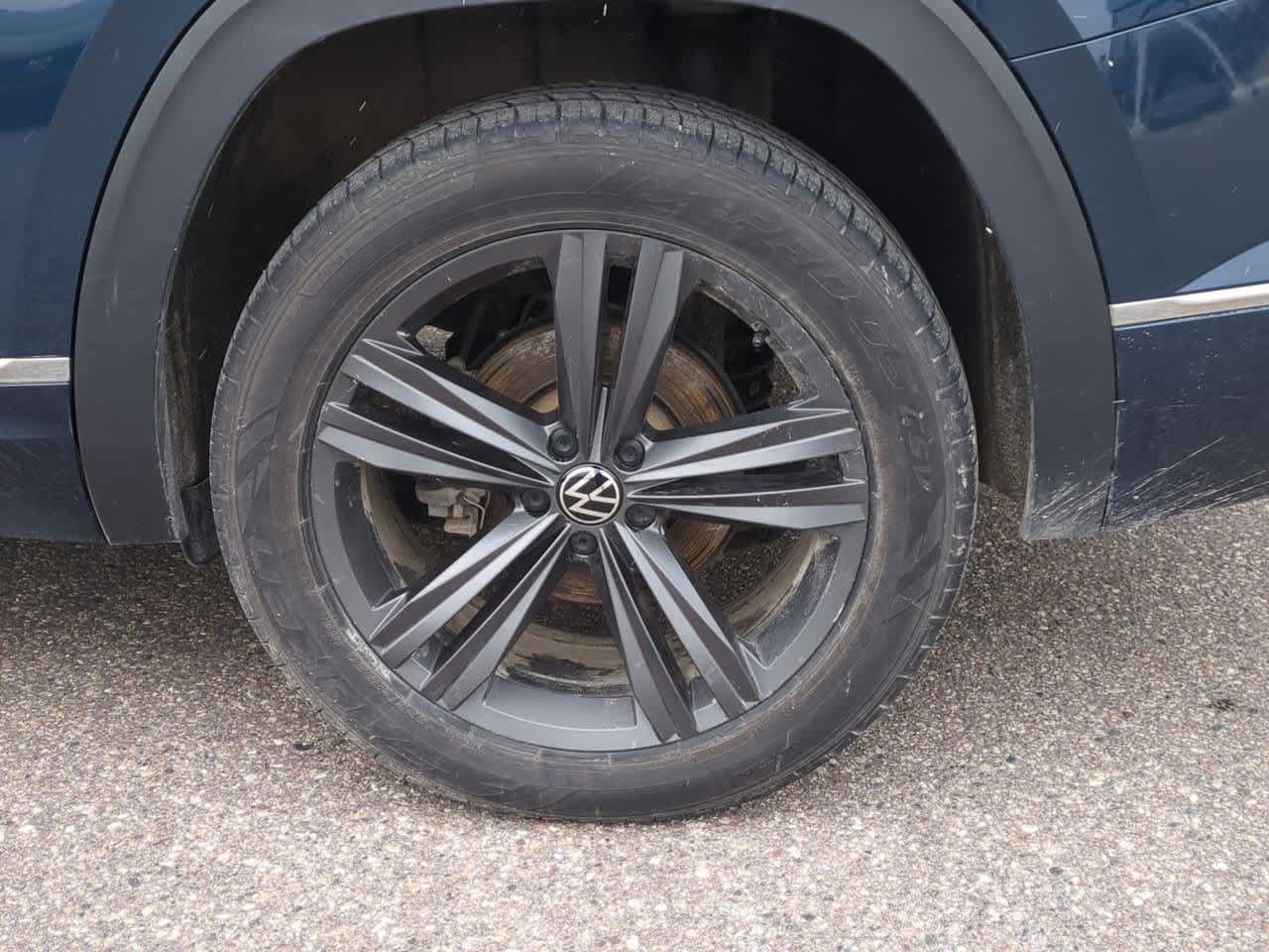 Thumbnail: 2021 Volkswagen Atlas - 13