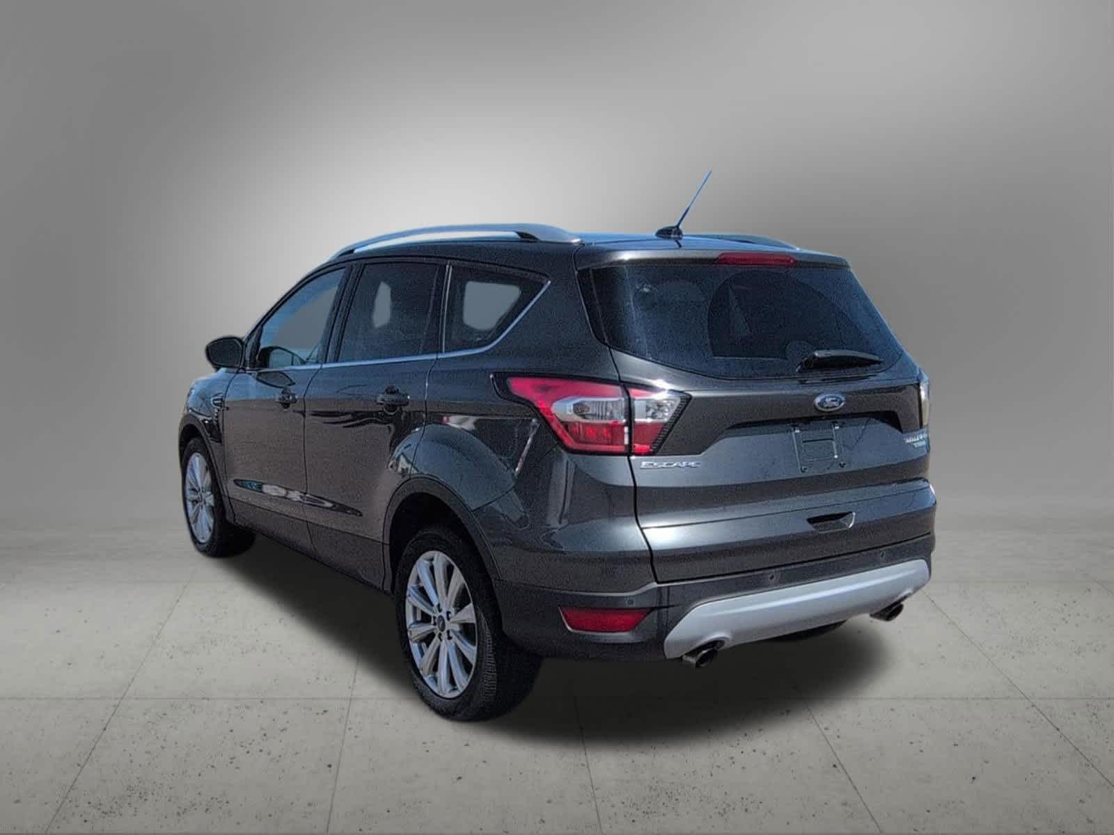 Thumbnail: 2017 Ford Escape - 4
