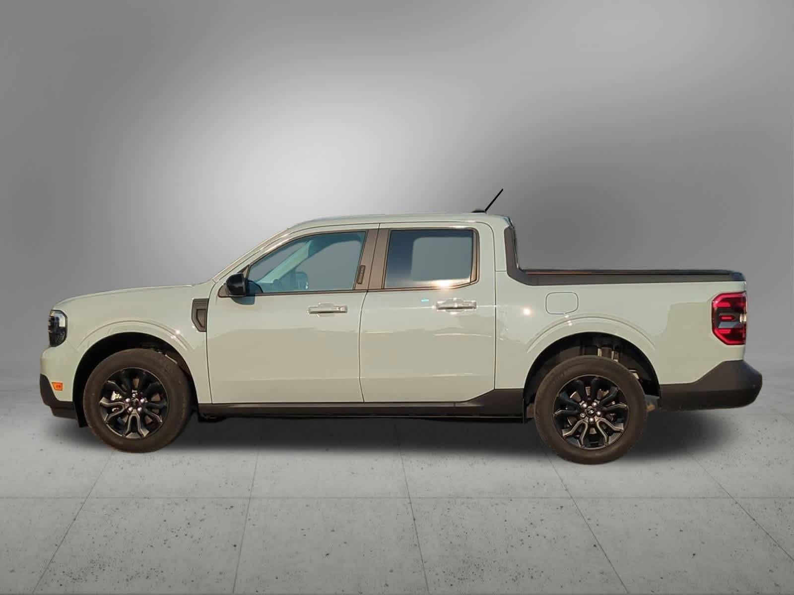 2023 Ford Maverick Lariat 3